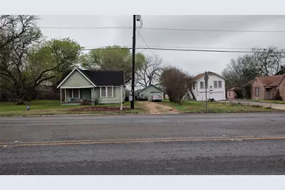 1703 N Park Street N, Brenham, TX 77833 - Photo 3