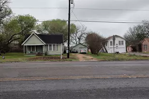 1703 N Park Street N, Brenham, TX 77833 - Photo 3