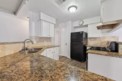 22022 Kenlake Drive, Katy, TX 77450 - Photo 9