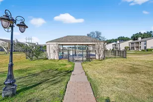 209 Lakeview Terrace, Conroe, TX 77356 - Photo 31