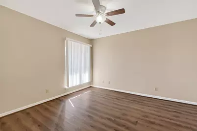 209 Lakeview Terrace #D, Conroe, TX 77356 - Photo 9