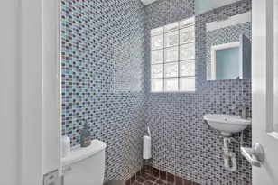 8001 Hammerly Blvd, Houston, TX 77055 - Photo 15