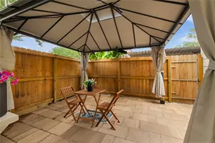 14707 Barryknoll Ln, Houston, TX 77079 - Photo 3