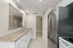 14707 Barryknoll Ln, Houston, TX 77079 - Photo 13