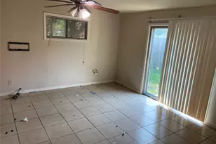 8730 Cowart St, Houston, TX 77029 - Photo 7