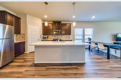 2107 Cherryvale Drive, Tomball, TX 77375 - Photo 5