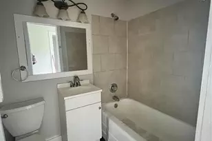 312 S Pumphrey St, Edna, TX 77957 - Photo 7