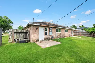 7303 Housman #B, Houston, TX 77055 - Photo 3