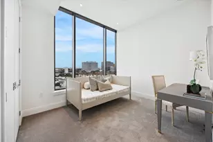 2323 W Main St, Houston, TX 77098 - Photo 13