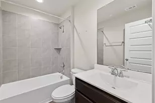 13009 Leisure Cove Dr, La Marque, TX 77568 - Photo 15