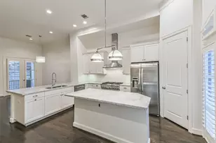 1407 Stanford St, Houston, TX 77019 - Photo 3