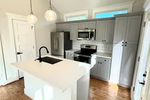 435 Oxford St, Houston, TX 77007 - Photo 3