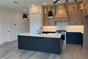 16035 Hayes Pk Dr, Houston, TX 77079 - Photo 9