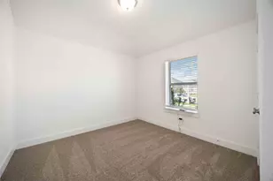 230 Magnolia Laurel Dr, Alvin, TX 77511 - Photo 5