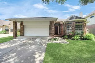 4615 Jaymar Dr, Sugar Land, TX 77479 - Photo 1