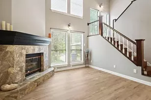 35 Susan Dr, Cleveland, TX 77327 - Photo 5