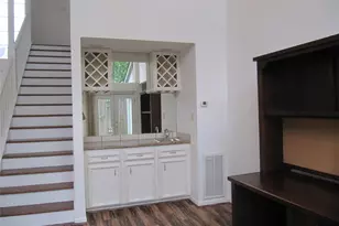 109 W 10th St, Houston, TX 77008 - Photo 5