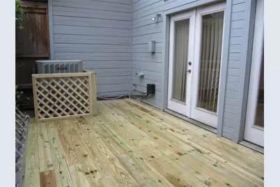 109 W 10 Street, Houston, TX 77008 - Photo 9