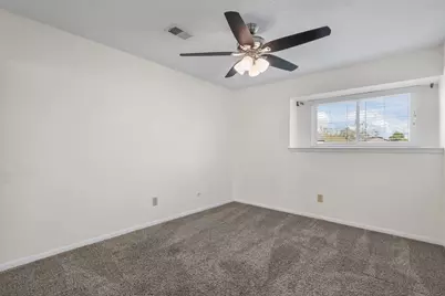 2125 Broadlawn Drive, Houston, TX 77058 - Photo 17