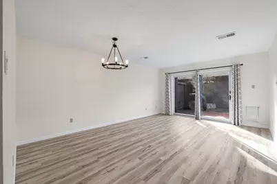 2125 Broadlawn Drive, Houston, TX 77058 - Photo 7