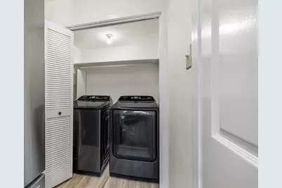 2125 Broadlawn Drive, Houston, TX 77058 - Photo 13