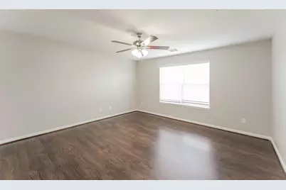 16102 Dawn Marie Lane, Sugar Land, TX 77498 - Photo 15
