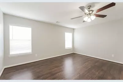 16102 Dawn Marie Lane, Sugar Land, TX 77498 - Photo 13