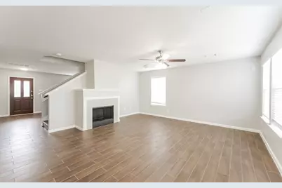 16102 Dawn Marie Lane, Sugar Land, TX 77498 - Photo 11
