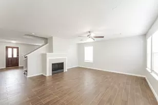 16102 Dawn Marie Ln, Sugar Land, TX 77498 - Photo 11