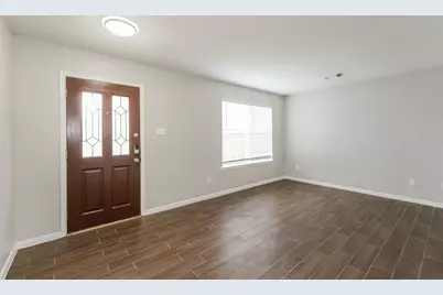 16102 Dawn Marie Lane, Sugar Land, TX 77498 - Photo 5