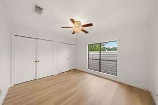 3 Hideaway Dr, Friendswood, TX 77546 - Photo 9