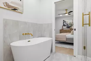 4610 Creekbend Dr, Houston, TX 77035 - Photo 19