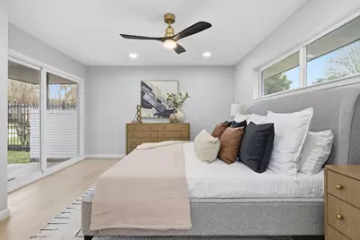 4610 Creekbend Drive, Houston, TX 77035 - Photo 17