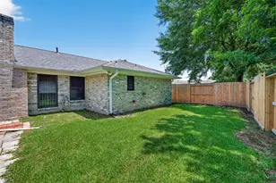 10714 Sagewind Dr, Houston, TX 77089 - Photo 43