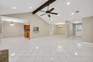 10714 Sagewind Dr, Houston, TX 77089 - Photo 15