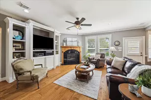 8206 Shoregrove Dr, Humble, TX 77346 - Photo 3