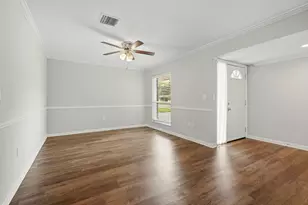1930 Redway Ln, Houston, TX 77062 - Photo 3