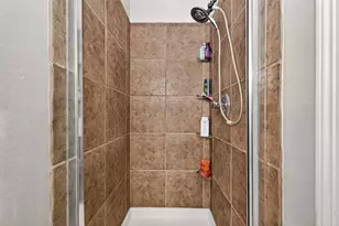 1057 Shadow Glenn Dr, Conroe, TX 77301 - Photo 25