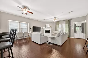1057 Shadow Glenn Dr, Conroe, TX 77301 - Photo 11