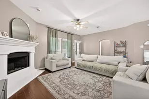 1057 Shadow Glenn Dr, Conroe, TX 77301 - Photo 9