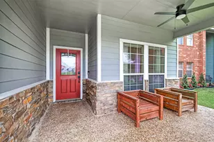 1057 Shadow Glenn Dr, Conroe, TX 77301 - Photo 5