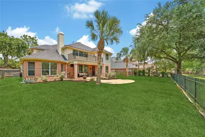 15927 Lake Loop Drive, Cypress, TX 77433 - Photo 13