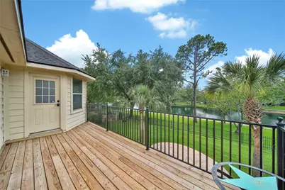 15927 Lake Loop Drive, Cypress, TX 77433 - Photo 5