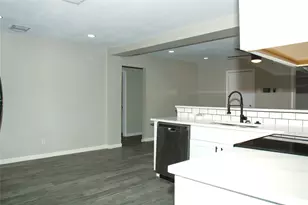 817 S Morgan St, Angleton, TX 77515 - Photo 7