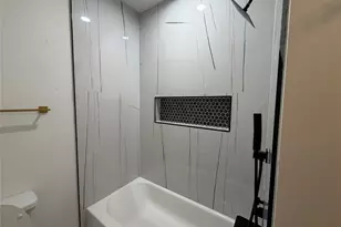 8015 Cora St, Houston, TX 77088 - Photo 7