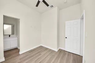 8025 Peachtree St, Houston, TX 77016 - Photo 17