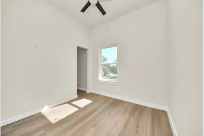 8025 Peachtree Street #B, Houston, TX 77016 - Photo 25