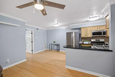 1404 Welch Street #7, Houston, TX 77006 - Photo 3