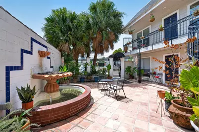 1404 Welch Street #7, Houston, TX 77006 - Photo 27