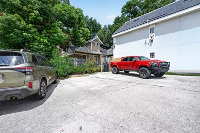 1404 Welch Street #7, Houston, TX 77006 - Photo 29